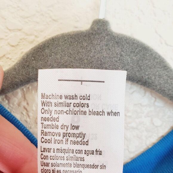 DC Comics Kids Shirt Red 6 Superman V-Neck Long Sleeve T-Shirt  New - Picture 6 of 8